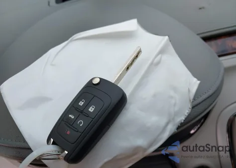 2013 Buick Lacrosse Touring Group z USA, uszkodzony, nr VIN 1G4GJ5G36DF201845